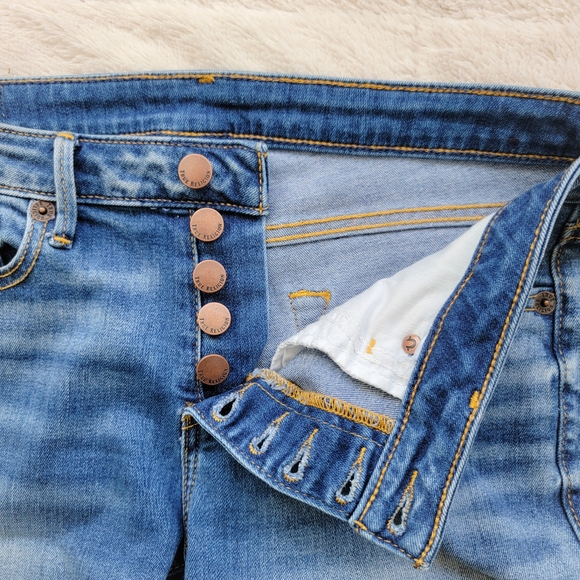 True Religion Becca Midrise Bootcut Leg Jeans - Picture 5 of 6